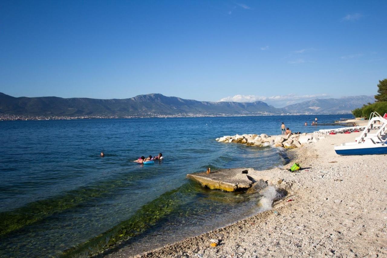 Apartments David - 20M From The Beach With Parking Trogir Exterior photo